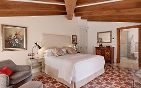 Hotel Gloria De Sant Jaume